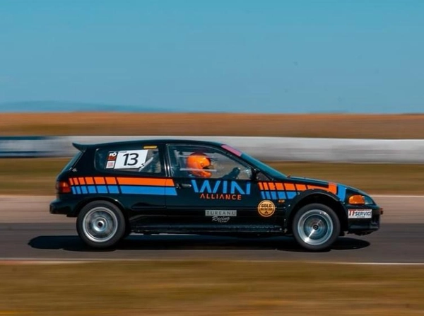 andrei-bem-pilor-win-tureanu-motorsport